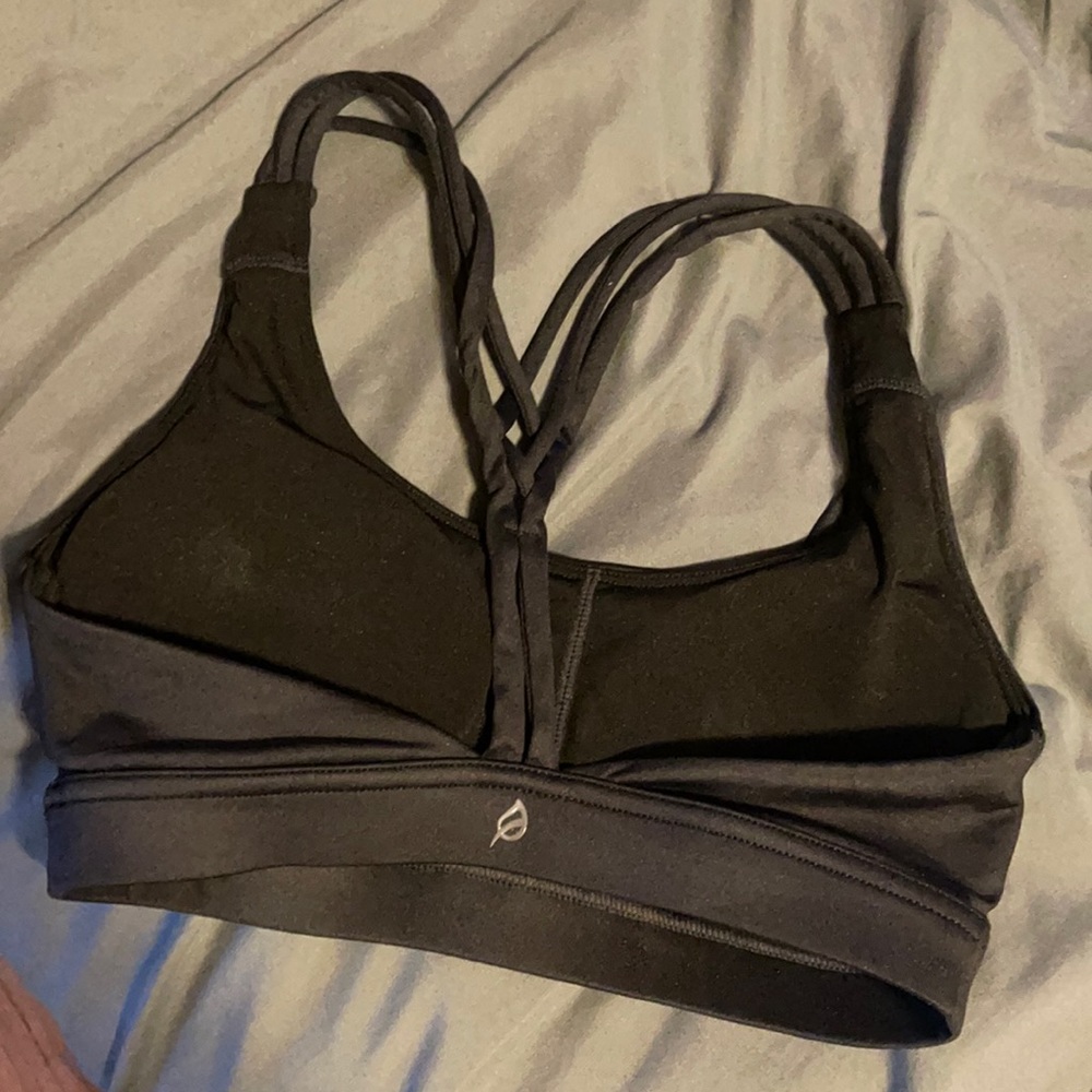 Black sports bra with pads